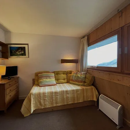 Apartment Cosy 2 Pers, Skis Aux Pieds, Les Menuires, Quartier Brelin - Fr-1-452-282